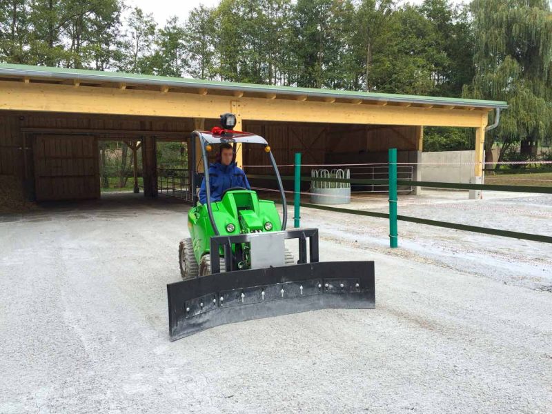 Verlegung von Paddockplatten für ein Paddock für Island-Pferde
