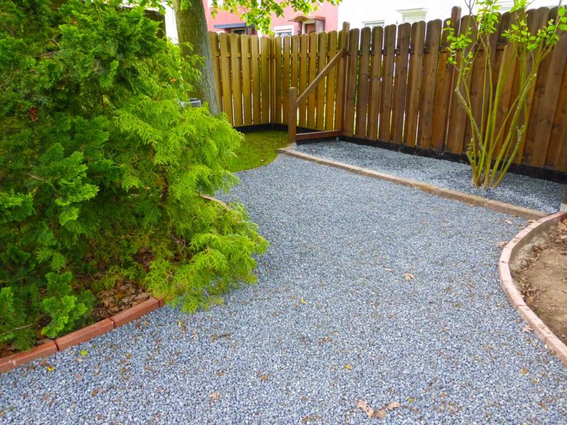 Anlegen eines stabilisierten Kiesweg und Gartenweg mit den Kieswaben KW50