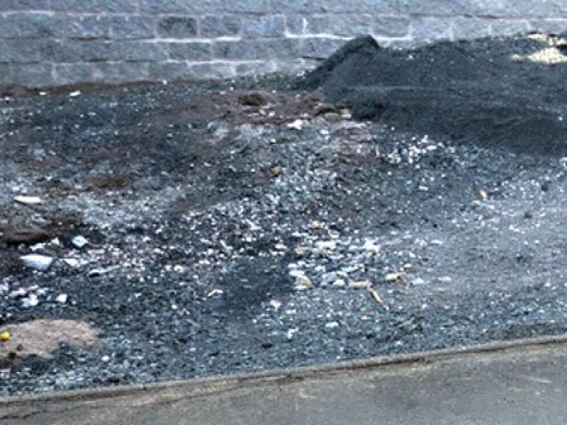 Herstellen eines unversiegelten Hof mit dem Bodengitter BG50