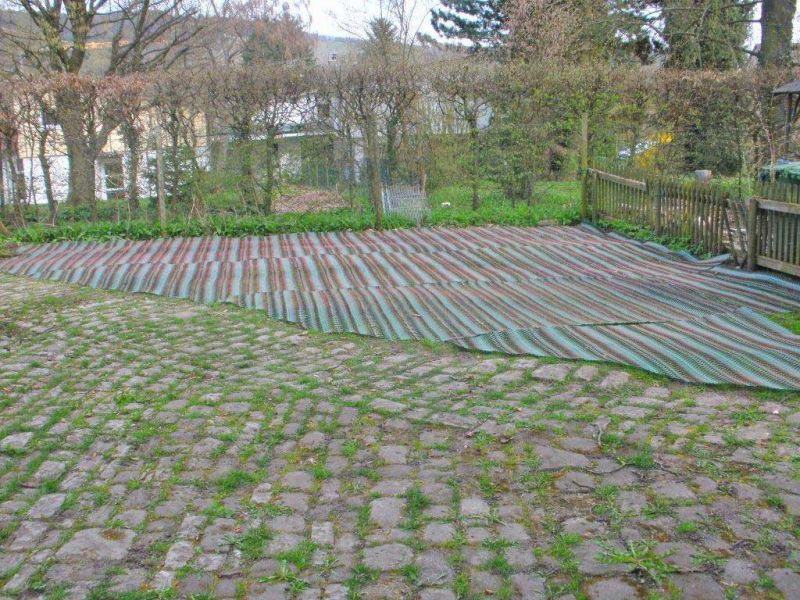 Dauerhafte Rasenverstärkung eines Pfarrgarten für Feste und Feierlichkeiten