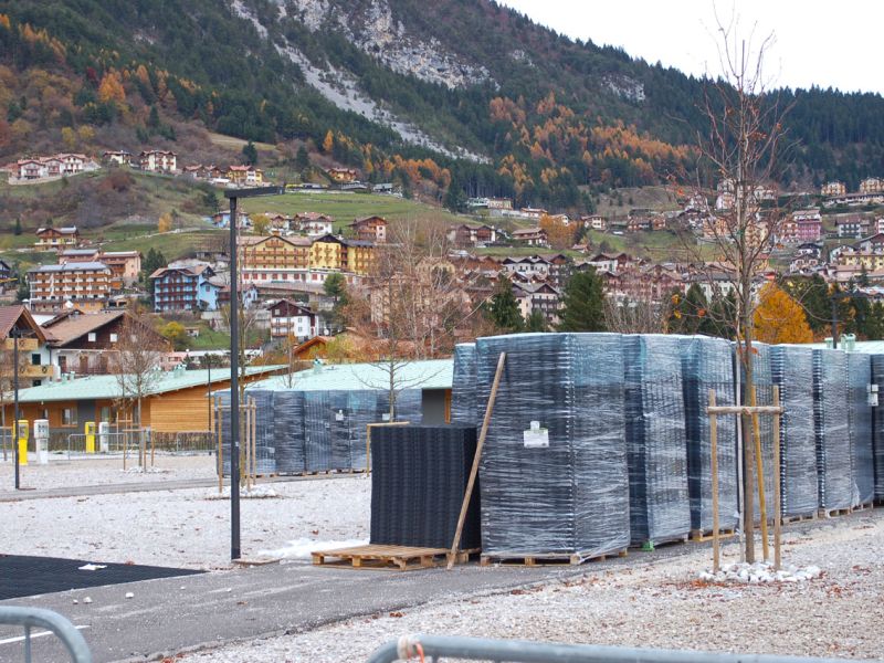 Bodenbefestigung für einen Campingplatz mit dem Bodengitter BG50