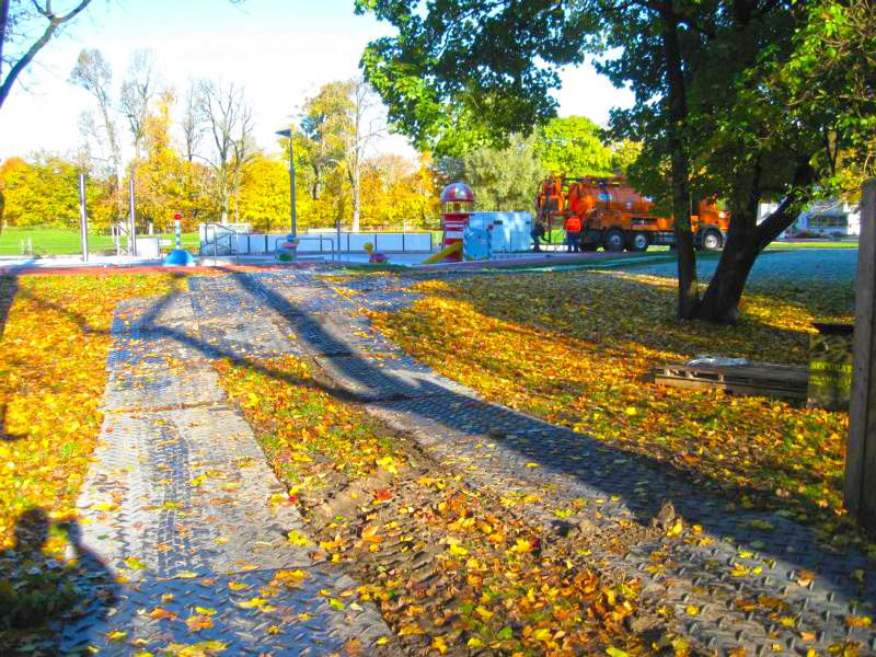Mobile Baustraße zur Sanierung des Freibad Garching