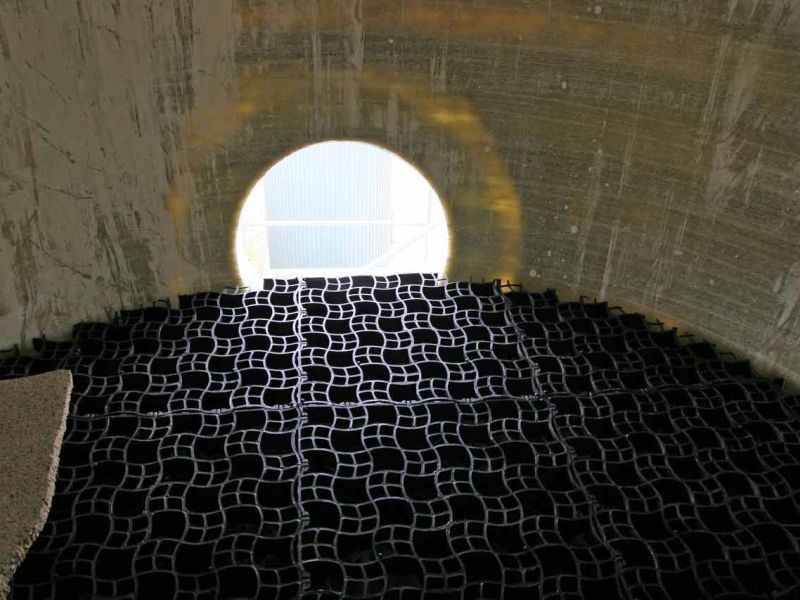 Verwendung des Bodengitter BG50 im Entschwefler einer Biogasanlage mit Rindergülle