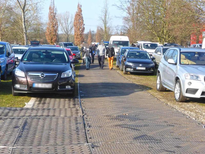 Fahrplatten für den Besucherparkplatz der ISH Messe 2015 in Frankfurt