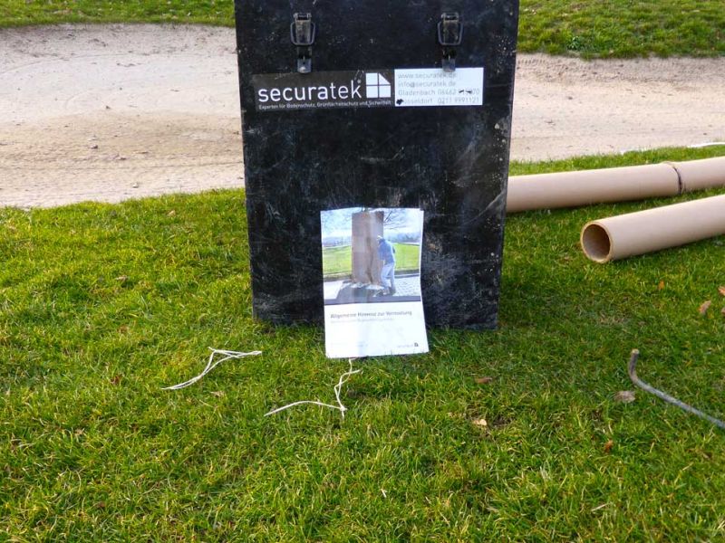 Baustraße zur Teichentschlammung im Golfplatzbau bzw. Golfplatzpflege