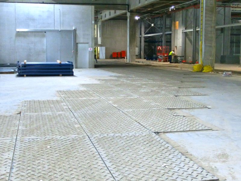 Fahrplatten als Bodenschutz - Neubau Hochregallager 2/2