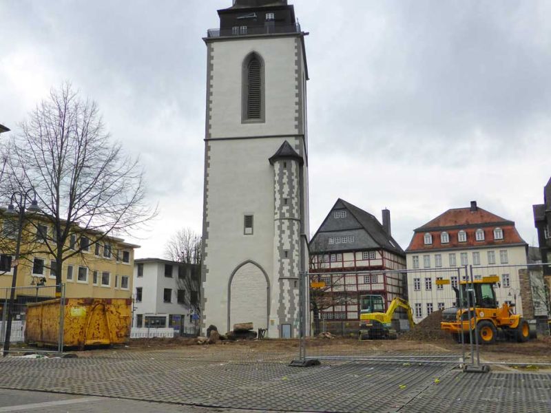 Mobile Baustraße als Pflasterschutz in der Fußgängerzone in Gießen