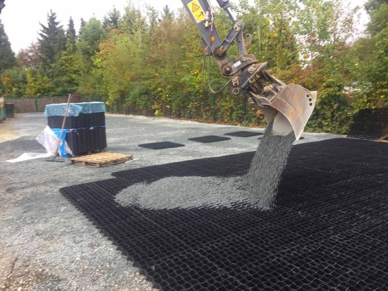 Bodengitter zur unversiegelten Schotterstabilisierung eines Lagerplatz / Lagerfläche