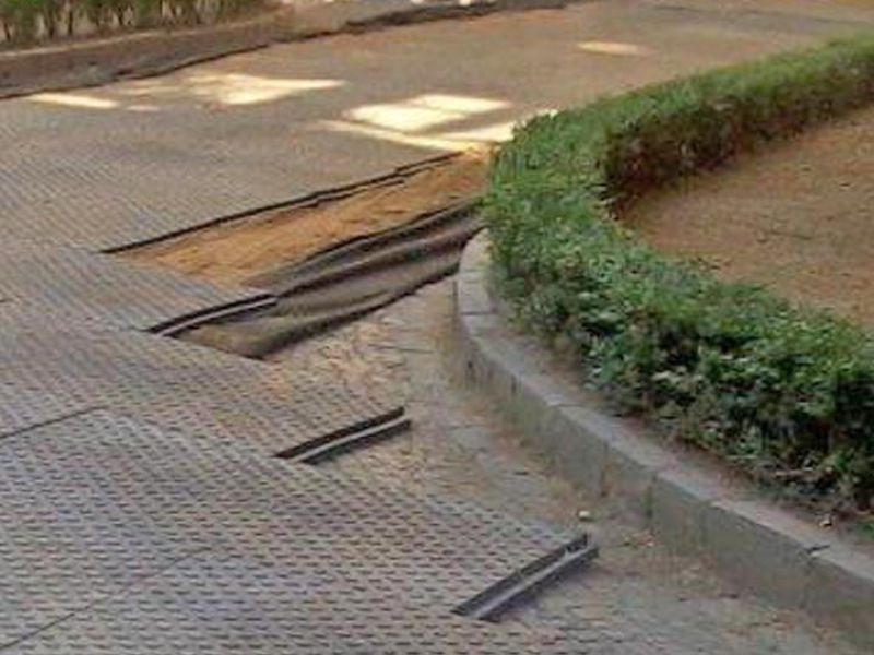 Bodenmatte BM44 zum Schutz eines Kopfsteinpflaster und Mosaik