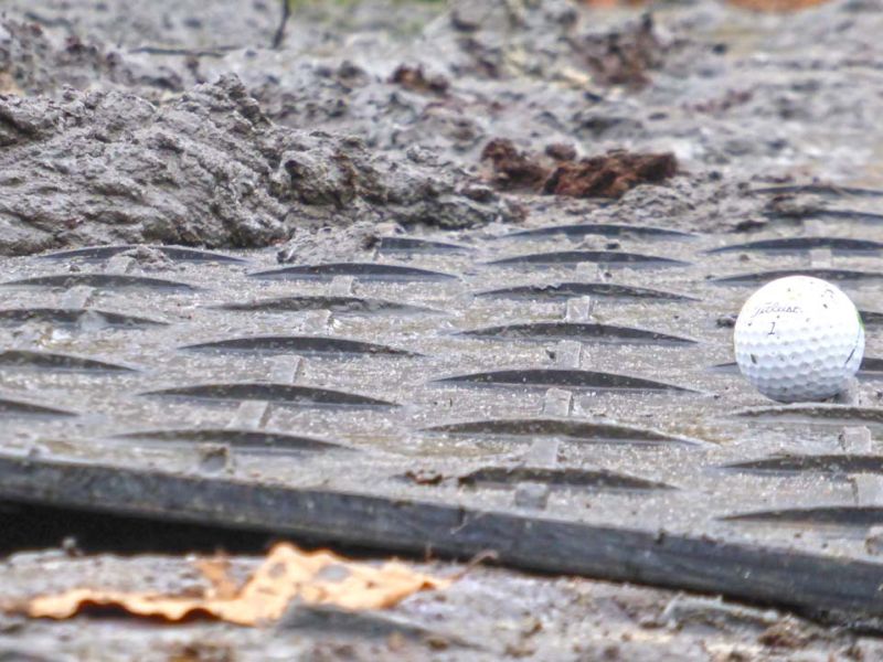 Mobile Baustraße als Bodenschutz bei Kettenfahrzeugen