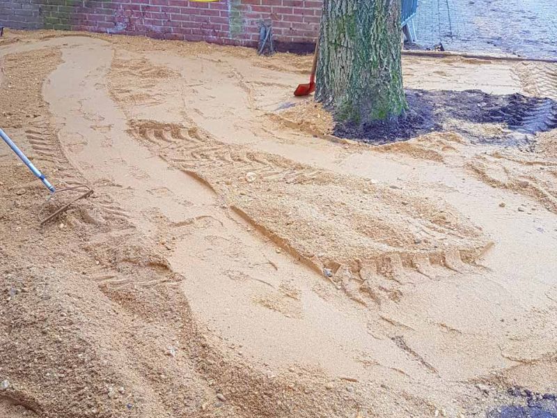 Offenstall und Boden befestigen mit Paddockplatte PP60