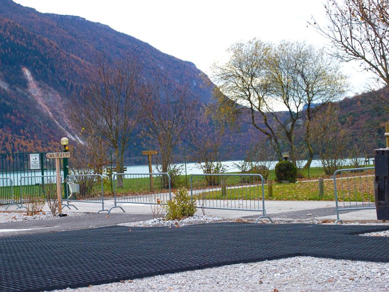 Bodenbefestigung für einen Campingplatz mit dem Bodengitter BG50