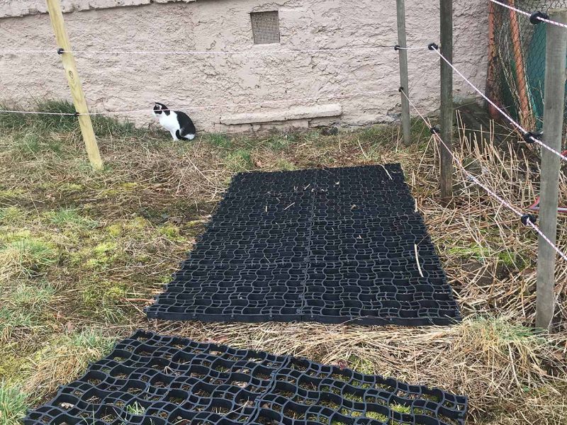 Mit dem Bodengitter BG30 einen befestigten Unterboden schaffen