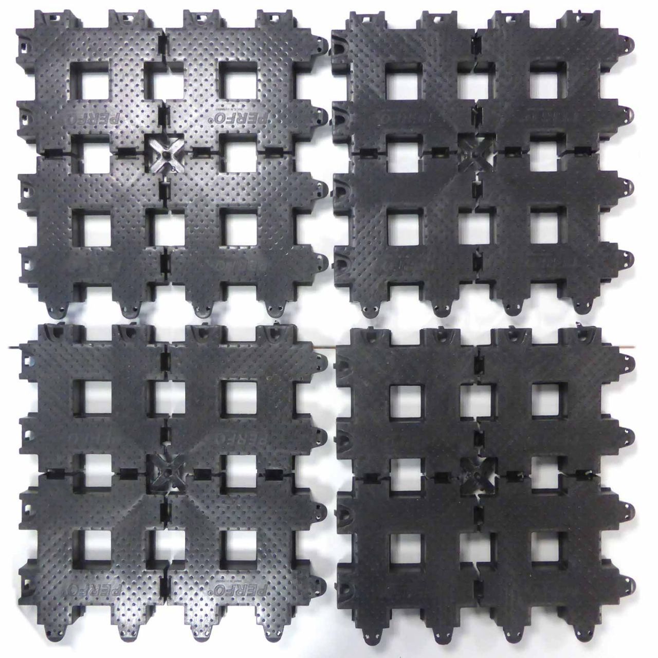 Rasengitterstein RGS35 · 0,16 m² · 400 x 400 x 35 mm · 0,75 kg · 100 t/m² · 1mm Profil · 52mm Gitteröffnungsweite · In-Top Verlegung · Kunststoff · Securatek