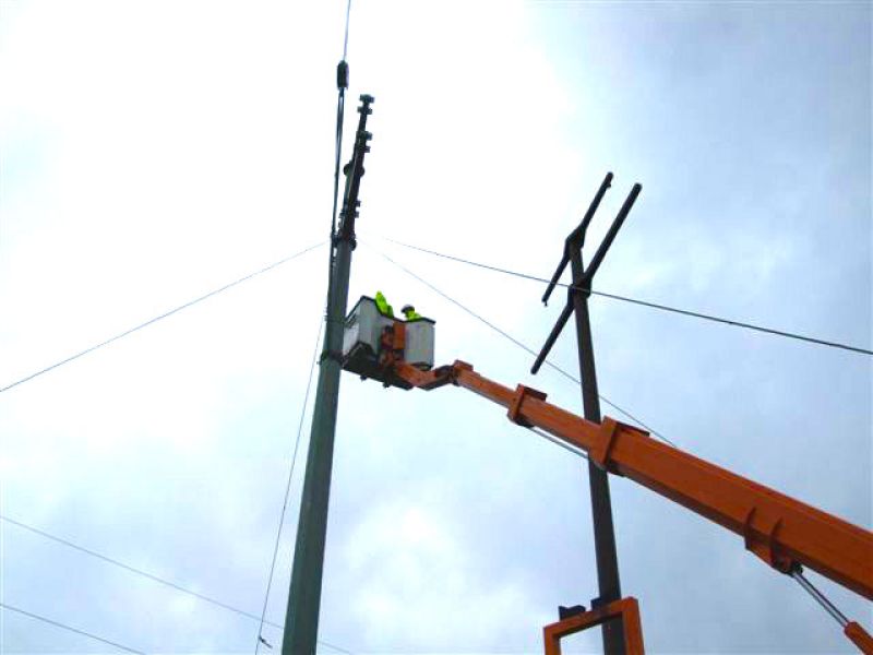 Mobile Baustraße für einen Freileitungsbau in Ulm