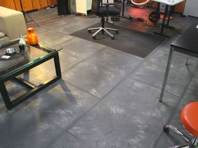 Dekorative Neugestaltung eines Bürobodens mit den Bodenmatten BM11