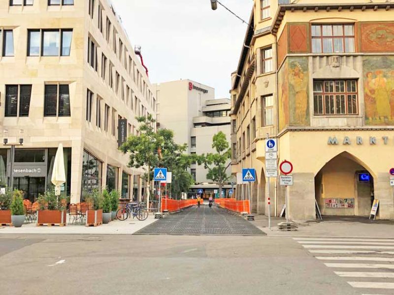 xtek Fahrplatten als Pflasterschutzmatte während der Umgestaltung und Sanierung des Markplatz in Stuttgart