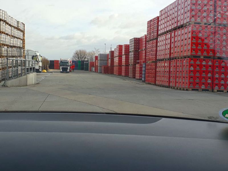 Temporäre Lagerfläche zum befahren mit Transportfahrzeugen mit den e:tek PRO Langen Fahrplatten