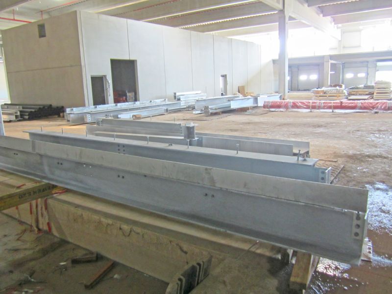 Fahrplatten als Bodenschutz - Neubau Hochregallager 1/2