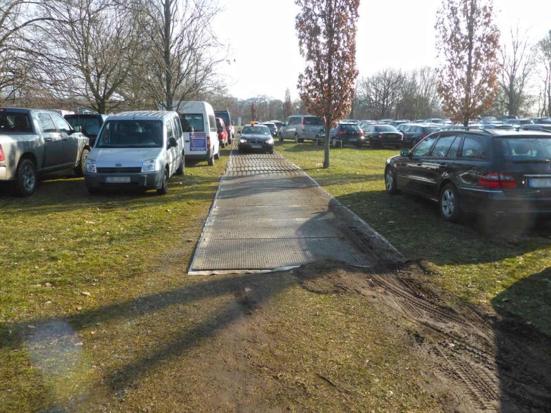 Fahrplatten für den Besucherparkplatz der ISH Messe 2015 in Frankfurt