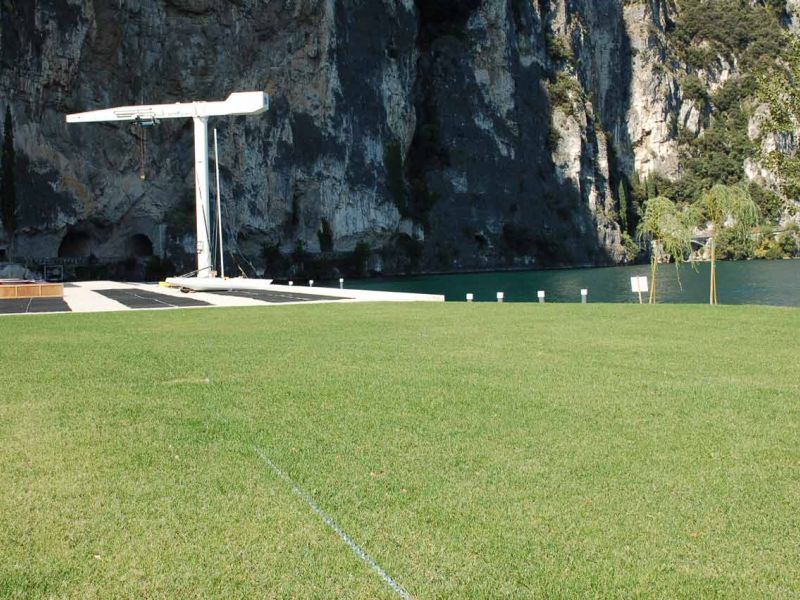 Rasenbefestigung für ein Hotel mit regelmäßigen Veranstaltungen mit dem Rasengitter RG24