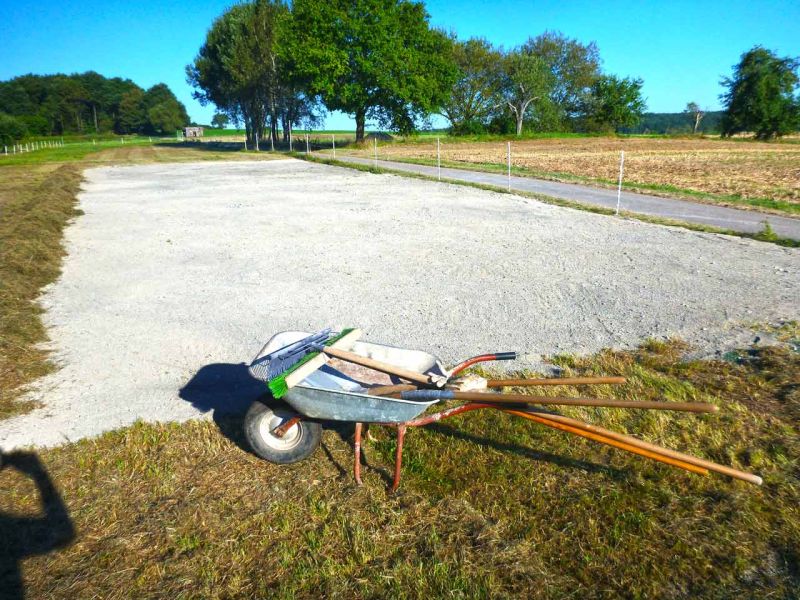 Bodenbefestigung eines Pferdeauslauf mit Weidezelt und Futterplatz
