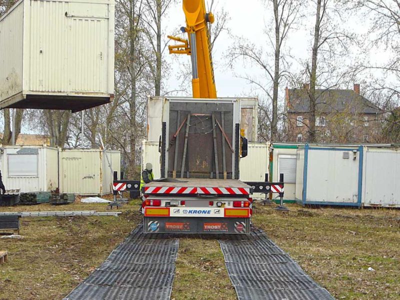 Vermietung mobile Fahrstraße für weiche Böden & Wiesen