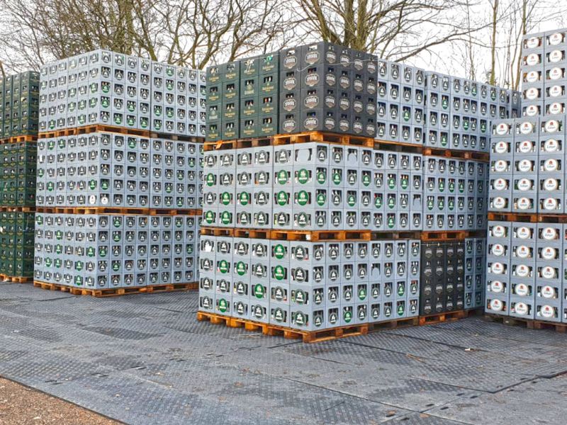 Temporäre Lagerfläche zum befahren mit Transportfahrzeugen mit den e:tek PRO Langen Fahrplatten