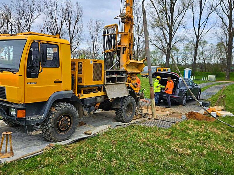 Effektiver Bodenschutz in der Bohrtechnik mit s:tek Bodenschutzplatten