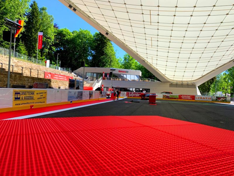 Multi Sportbobden MSB10 als Eventboden und Veranstaltungsfläche für die Sommersaison in der Schierker Feuerstein Arena