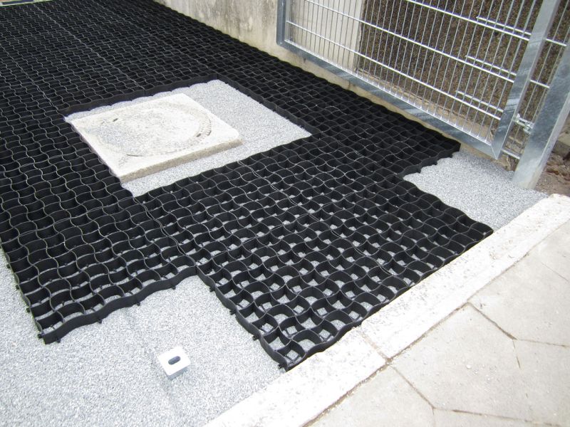 bodengitter bg50 hof einfahrt parkplatz kies 022 referenz