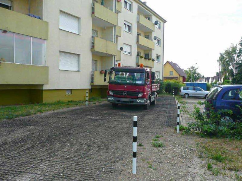 Bodenbefestigung eines Rettungsweg, Feuerwehrzufahrt mit dem Bodengitter BG50