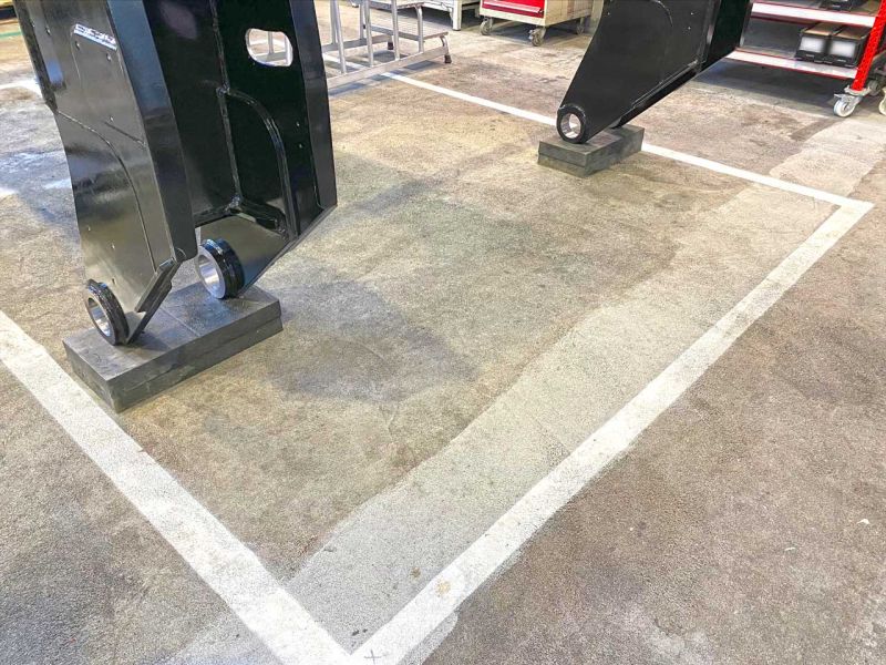 Unterlegplatten zur Unterlegung von Bauteilen und Fahrgestellen im Fahrzeugbau