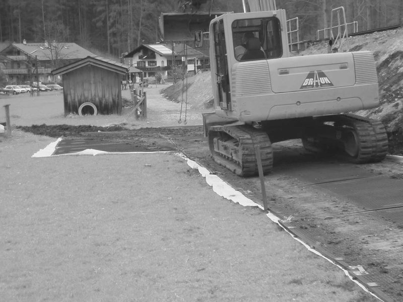 Baustraße im Gleisbau - Zugspitzbahn in Garmisch-Patenkirchen