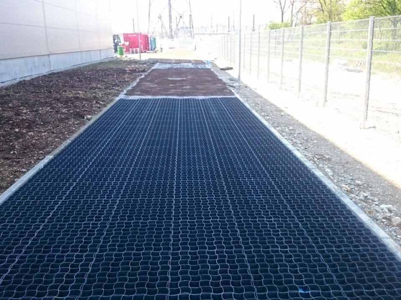 Kunststoff Bodengitter BG50 für befestigte Rettungswege, Feuerwehrzufahrten & Fluchtwege