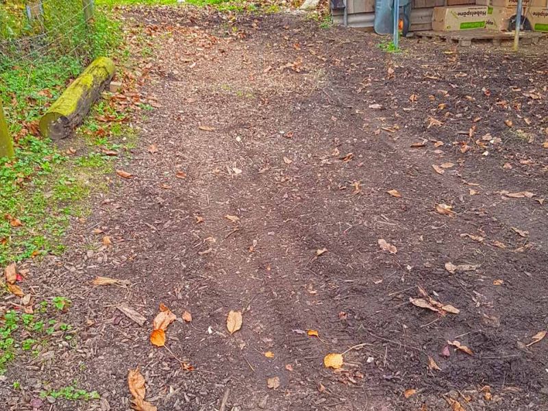 Offenstall und Boden befestigen mit Paddockplatte PP60