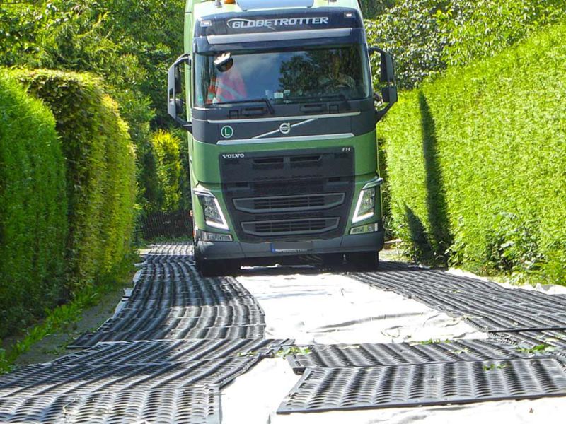 Mobile Baustraße zur Errichtung eines Modul-Hauses in Kassel