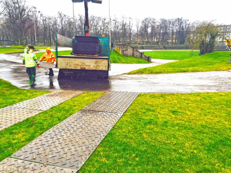 Mobile Fahrstraße - Rasen schützen, Flurschaden vermeiden