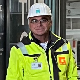 Baulogistiker Andreas Weich, berichtet über seine Erfahrungen mit Secuartek als Lieferant von Bodenmatten zum Flächenschutz.