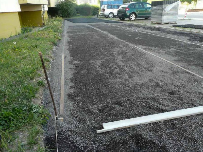 Bodenbefestigung eines Rettungsweg, Feuerwehrzufahrt mit dem Bodengitter BG50