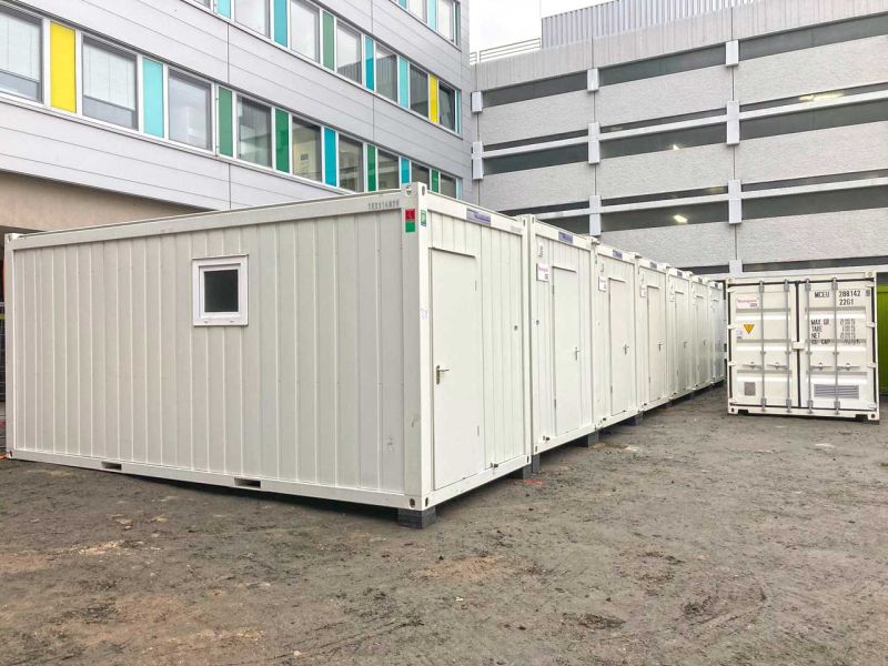 Unterpallen & Unterlüften von Containern, Raumsystemen im Modulbau