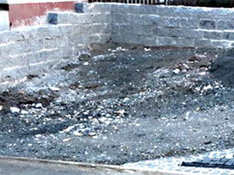 Herstellen eines unversiegelten Hof mit dem Bodengitter BG50