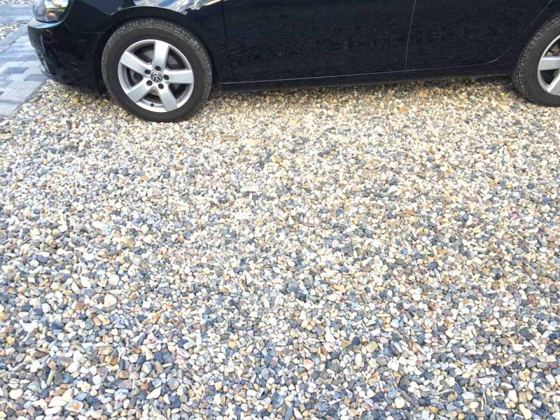 Bodenbefestigung mit dem Bodengitter BG50 einfach selber verlegen und mit Kies verfüllen