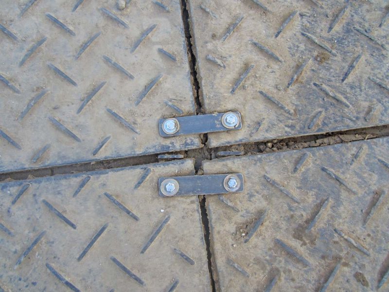 Mobile Baustraße zur Abfuhr von Erdarbeiten in Aachen