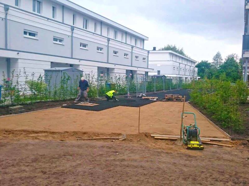 Herstellen einer Feuerwehrzufahrt und Rettungsweg mit dem Bodengitter BG50
