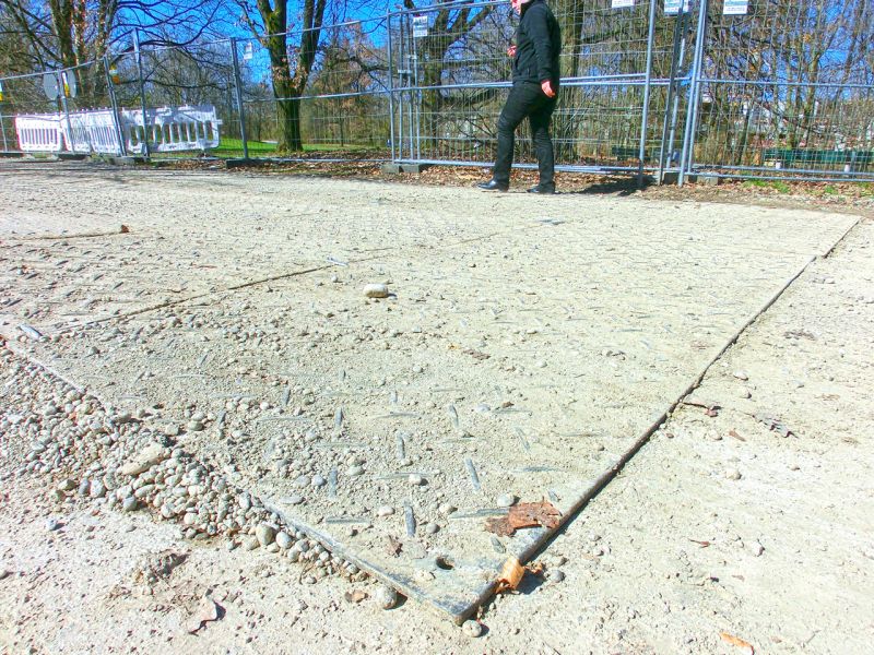 Mobile Fahrstraße zum Schutz einer unterirdischen Gasleitung im München