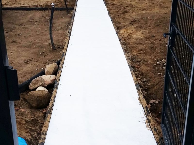 Hauseingang & Hofeinfahrt in Kieswege umgestalten mit den Kieswaben KW30