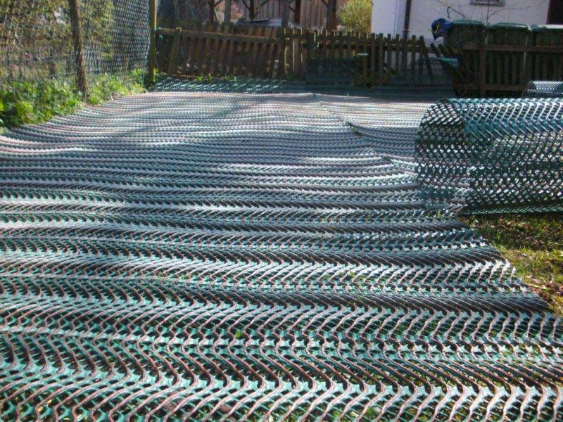 Dauerhafte Rasenverstärkung eines Pfarrgarten für Feste und Feierlichkeiten