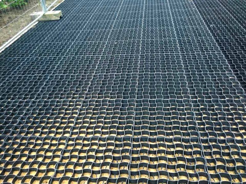 Herstellen einer Feuerwehrzufahrt und Rettungsweg mit dem Bodengitter BG50