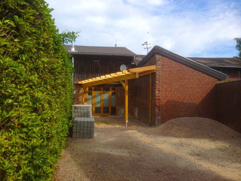 Kiesstabilisierung eines Hof und Einfahrt mit dem Kiesgitter KG30